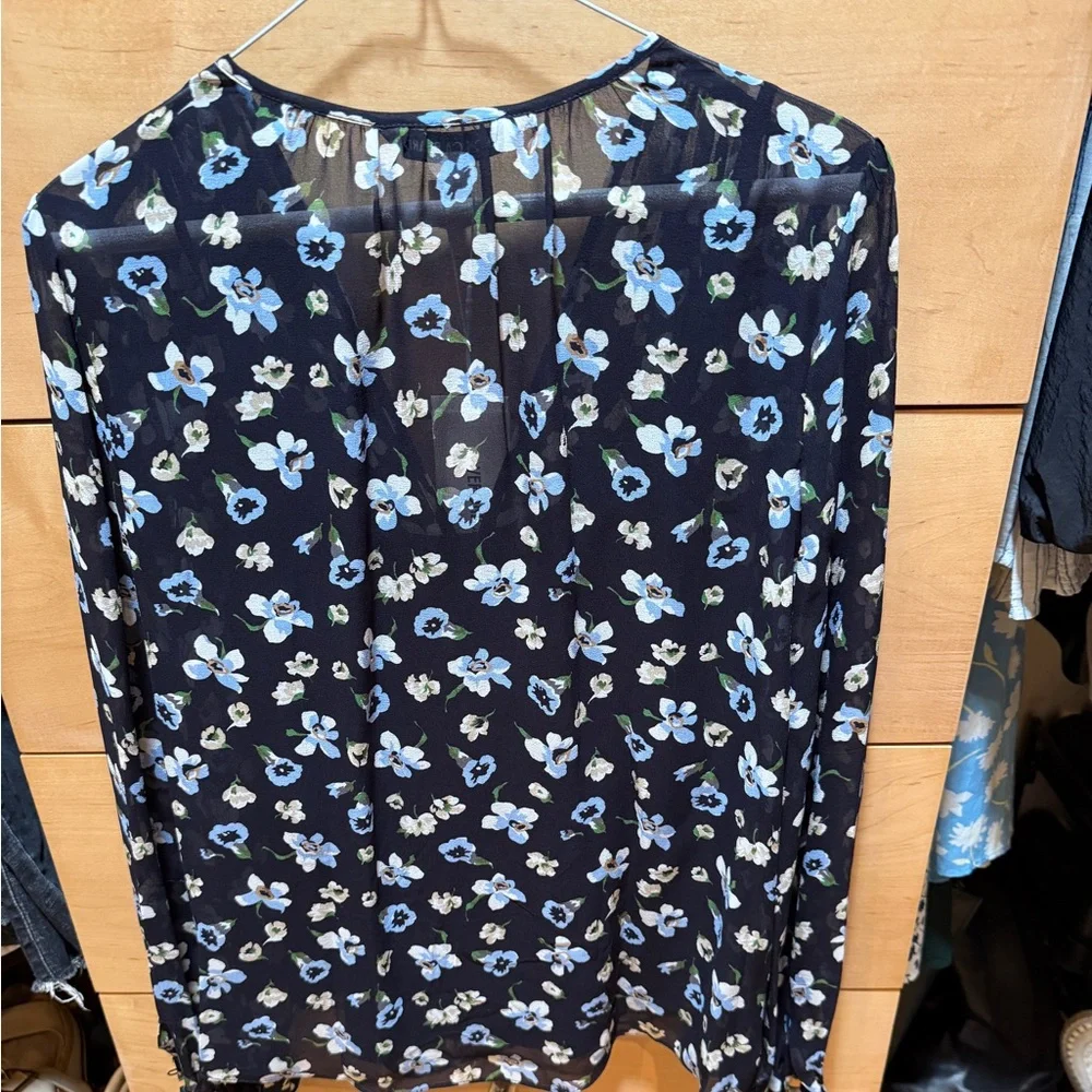 Veronica Beard - Alec Floral Blouse - Picture 7 of 10